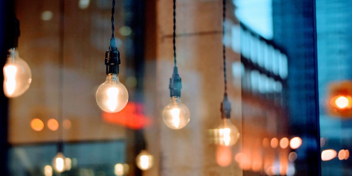Precio de la luz y Semáforo Selectra 25-10-2024